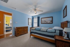 4 Schlafzimmer, Bügeleisen/Bügelbrett, kostenloses WLAN