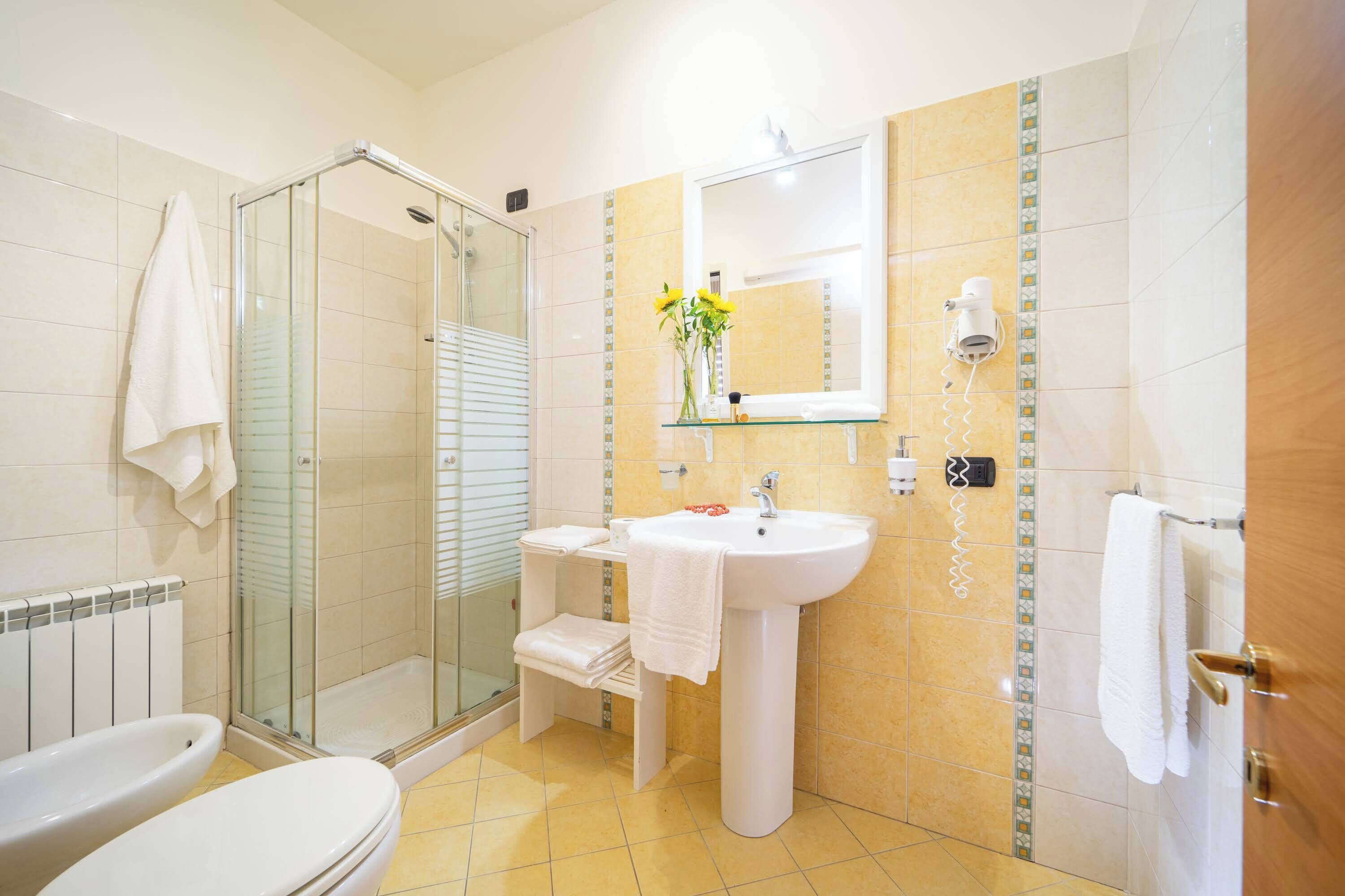 Superior-Doppel- oder -Zweibettzimmer, 1 Schlafzimmer, Balkon | Badezimmer