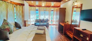 5 dormitorios, tabla de planchar con plancha, wifi y ropa de cama