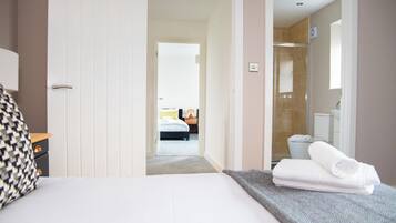 4 chambres, fer et planche Ă repasser, Wi-Fi gratuit