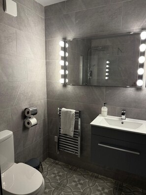 Dobbeltrom – deluxe | Bad