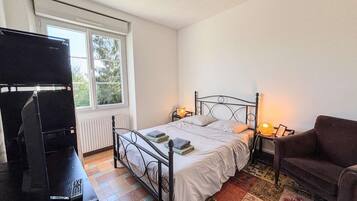 5 sovevĂŠrelser, strygejern/strygebrĂŠt, Wi-Fi, sengetĂžj