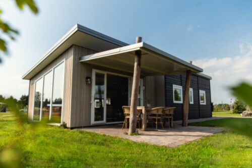 Welcoming holiday home with garden