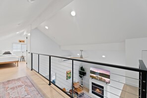 Interior - Downtown Spa Home with Hot Tub & Sauna (Bend)