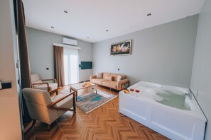 42-inch Smart TV with satellite channels, heated floors - THE GREEN PARK SAPANCA (Sapanca)