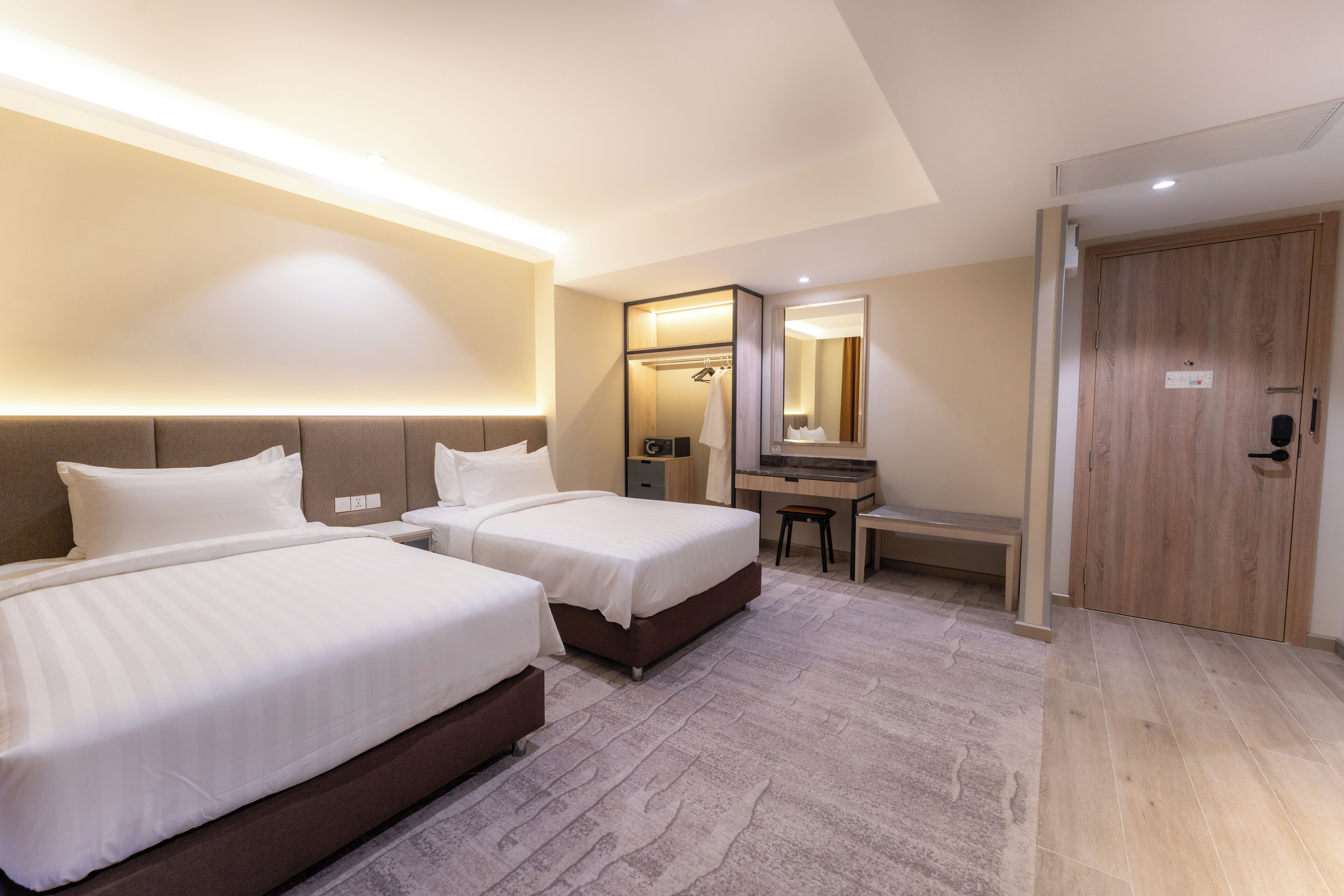 Photo - The Skye Phnom Penh Hotel & Apartments