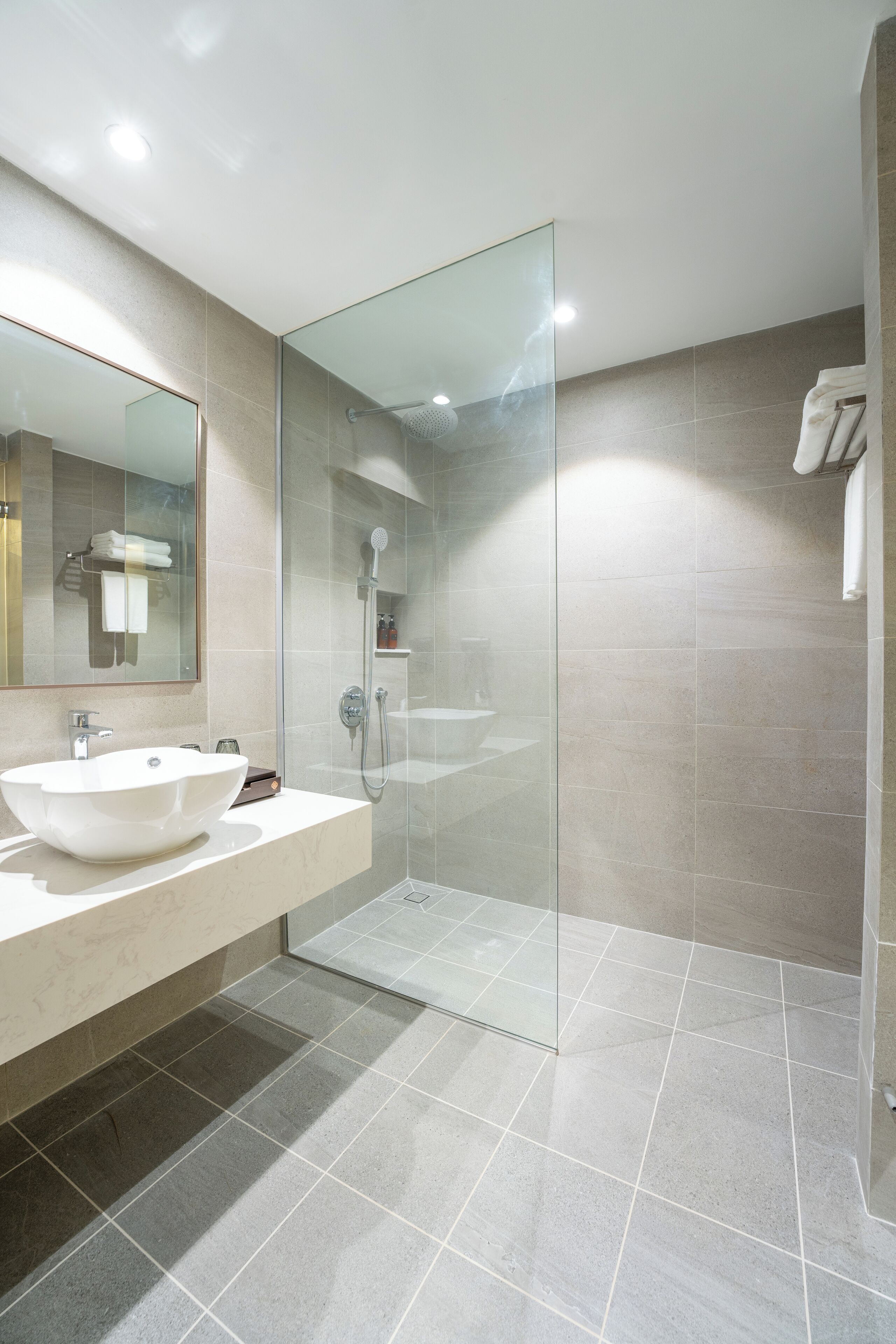 Photo - The Skye Phnom Penh Hotel & Apartments