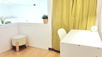 Interni