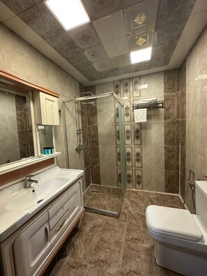 Studio Confort, vue ville | Salle de bain