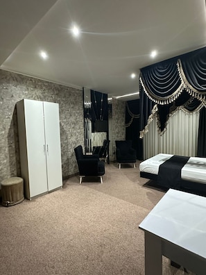 Comfort Studio, City View