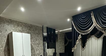 Raymond Hotel