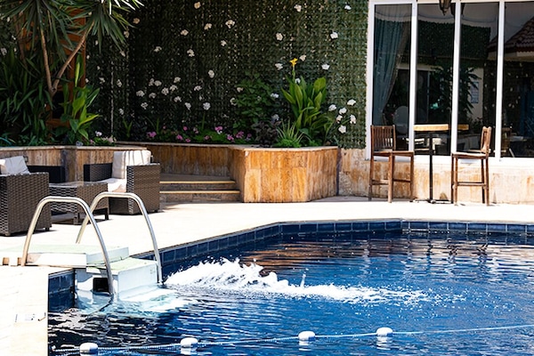 Seasonal outdoor pool