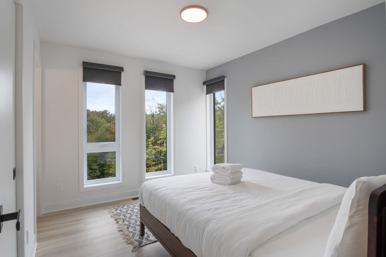 3 bedrooms, desk, iron/ironing board, WiFi