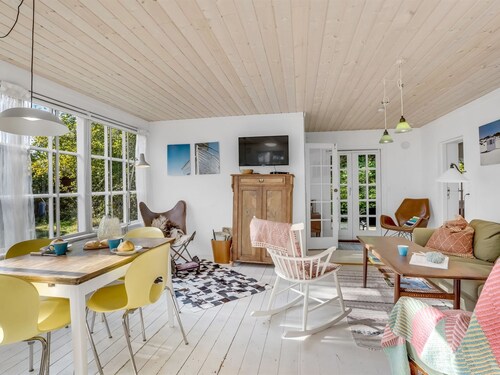 "Aleta" - 300m from the sea by Interhome
