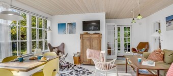 "Aleta" - 300m from the sea by Interhome