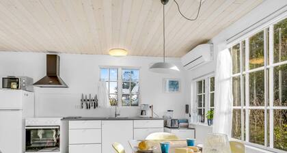 "Aleta" - 300m from the sea by Interhome