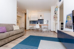 TV - VivimiHome - Stelvio House (Milano)