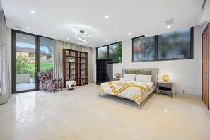 9 室のベッドルーム、WiFi、ベッドシーツ