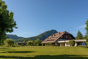 Esterni