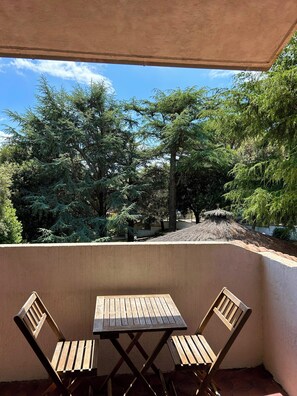 Classic Room, 1 Double Bed, Private Bathroom, Courtyard View | Terrace/patio - Tana del Cinghiale Tirli  (Castiglione della Pescaia)