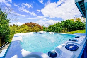 Baignoire à remous extérieure