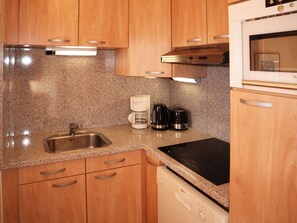 Microwave, stovetop, dishwasher - Beautiful 2-room apartment, ski-in/ski-out, Les Orres (Les Orres)