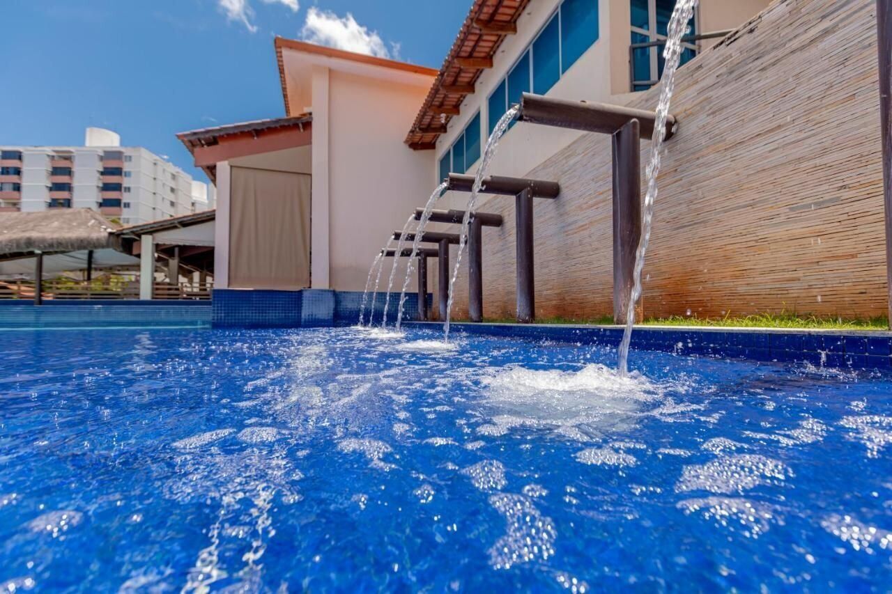 5 outdoor pools