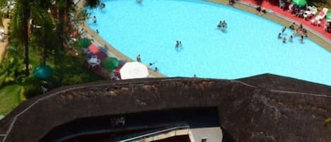 5 outdoor pools