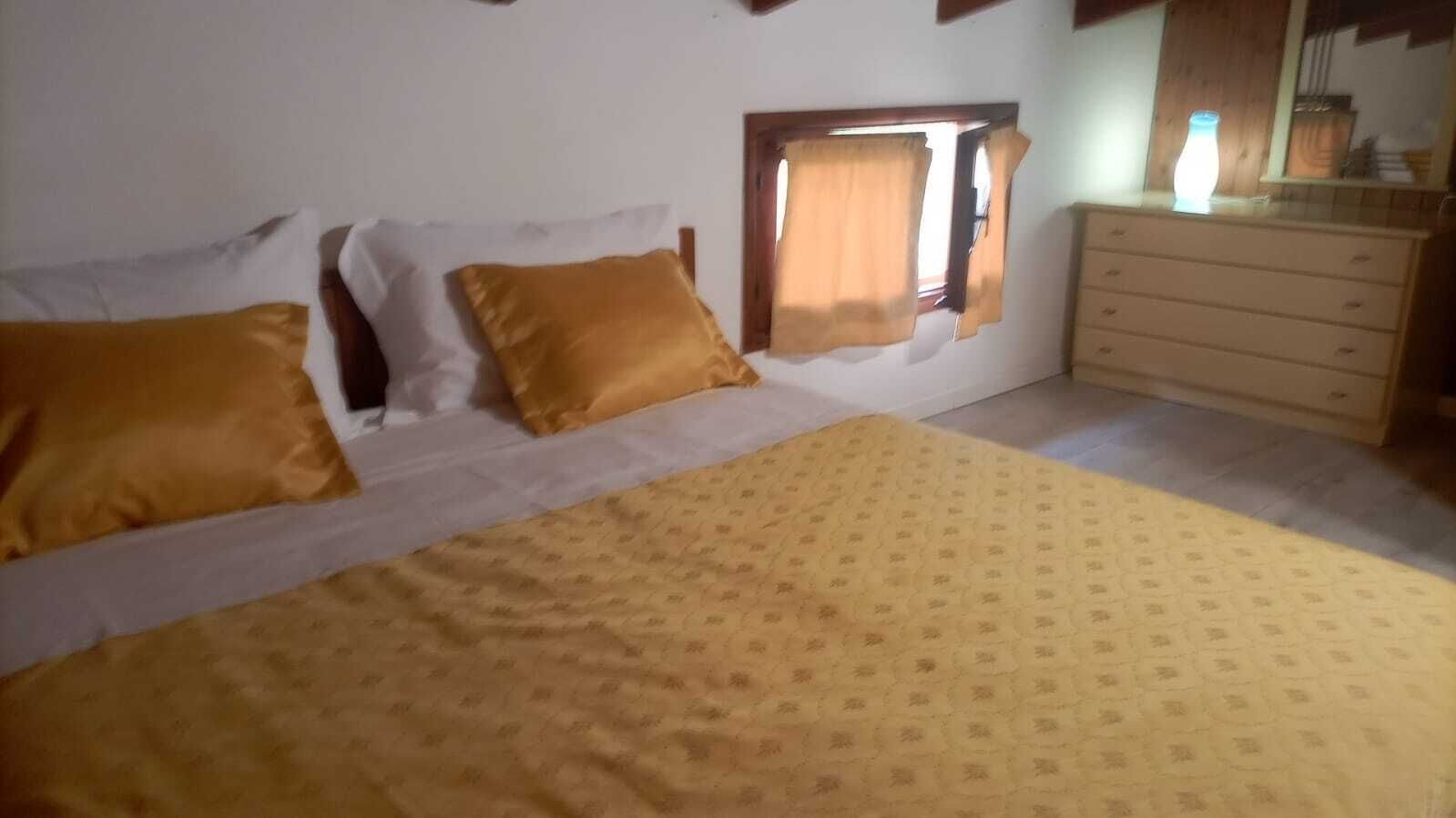 1 camera, ferro/asse da stiro, Wi-Fi, lenzuola