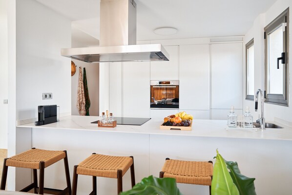 Fridge, microwave, oven, dishwasher