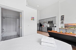 Strykejern/-brett, wi-fi og sengetøy