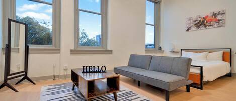 Télévision, espaces bureaux