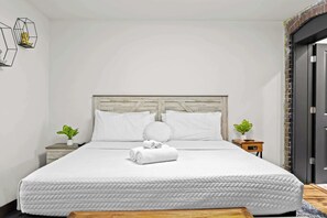 4 quartos, ferros/tábuas de passar roupa, Wi-Fi, roupa de cama