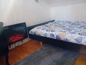 1 chambre, fer et planche à repasser, Wi-Fi, draps fournis