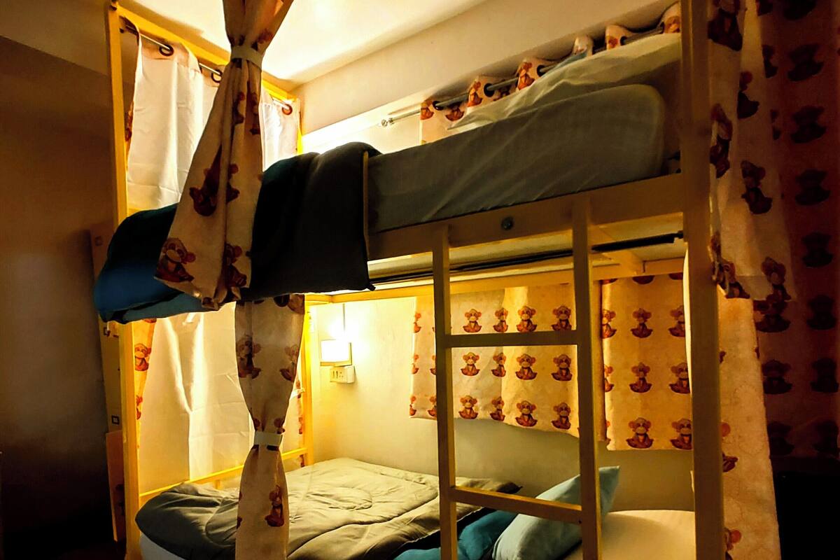 In-room safe, laptop workspace, blackout drapes, WiFi (free)