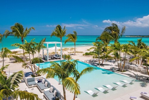 Luxurious Seaside Villa in Turks and Caicos