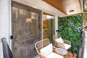 Terrace/patio - Bruce Lee 1BR Condo, Brand New in Queen Anne (Seattle)