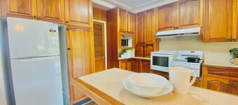 Riverstone 5 Bedroom private and cozy House