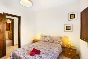 2 bedrooms, WiFi, bed sheets
