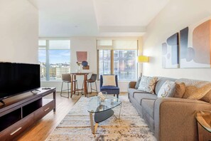 Televisión y oficina