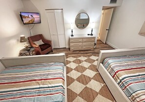 2 Schlafzimmer, Schreibtisch, Bügeleisen/Bügelbrett, kostenloses WLAN
