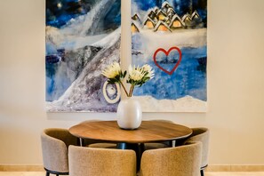 Apartment | 3 bedrooms, Internet