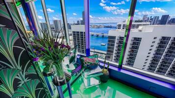 Apartamento | 2 quartos, escrivaninha, acesso à internet de alta velocidade