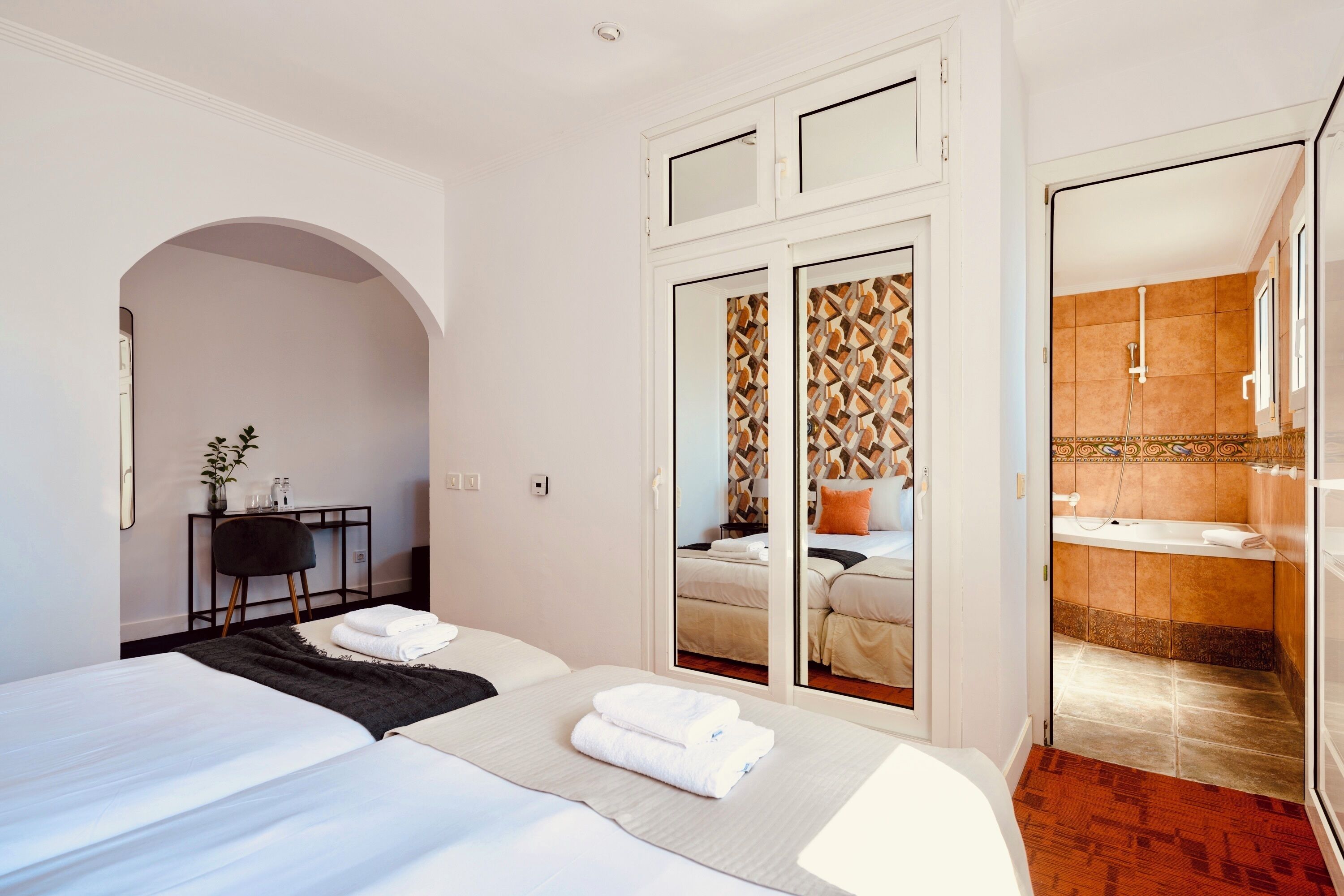 Big double room | Desk, laptop workspace, free WiFi, bed sheets
