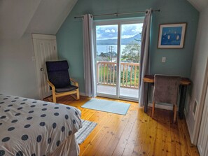 3 عدّة غرف نوم وواي فاي وملاءات أسرّة