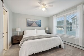 3 bedrooms, iron/ironing board, free WiFi, bed sheets - The Links Lodge - Modern Golf and Beach Retreat (Old Orchard Beach)