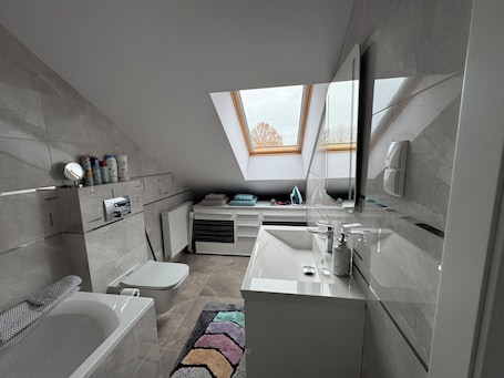 Hair dryer, towels, soap, shampoo. Apartment room + kitchen + private bathroom in Gdansk; parking lot; WLAN; Sat TV