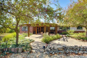 House (3 Bedrooms) | Interior - Kansas Gem w/ Fire Pit & Views: 10 Mi to Dtwn! (Manhattan)