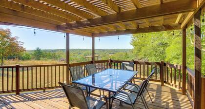 Kansas Gem w/ Fire Pit & Views: 10 Mi to Dtwn!