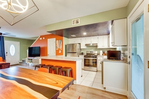 Apartment (2 Bedrooms) | Bahagian dalam